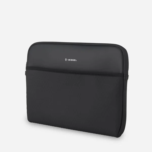 Signature Laptop Sleeve – Stylish Protection for Your MacBook - Image 4