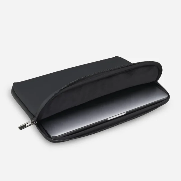 Signature Laptop Sleeve – Stylish Protection for Your MacBook - Image 3